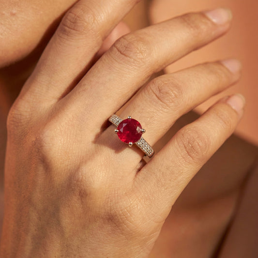 Zaraab Curve Ruby Stone Ring (Silver Edition)