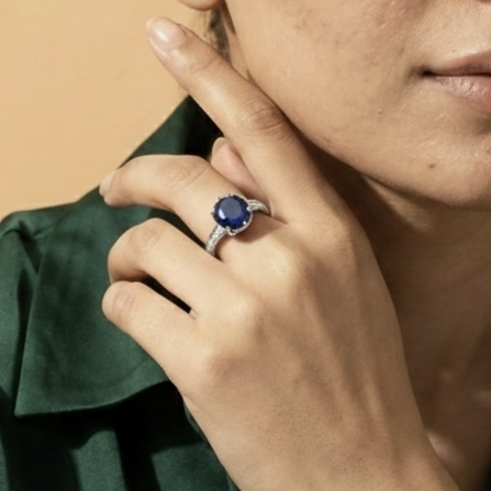 Zaraab Oval Blue Stone Ring (Silver Edition)