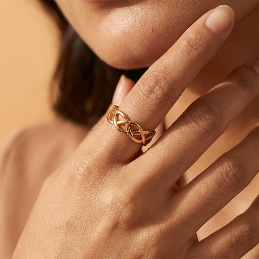 Zaraab "Endless Love" Braided Eternity Ring