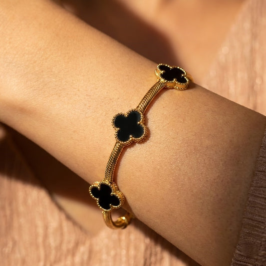 Zaraab Black Clover Bracelet (Gold Edition)